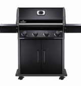 Napoleon Rogue är en modellserie högkvalitativa gasolgrillar i storlekar från tre till sju brännare och med olika funktioner.
Rogue 525-1 har fyra bottenbrännare i rostfritt stål med en totaleffekt av 16,6 kW och en grillyta på 74x45 cm.